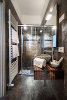 Superior Double Room (theme room) | Bathroom | Shower, free toiletries, hair dryer, towels