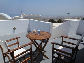 Doppel- oder Zweibettzimmer, Balkon | Terrasse/Patio