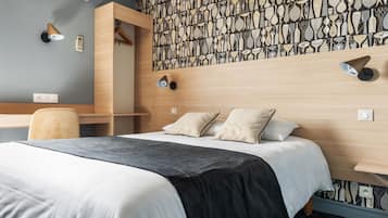 Classic Double Room, Private Bathroom | Premium bedding, individually furnished, desk, laptop workspace