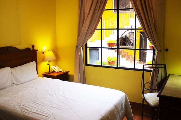 Standard Single Room | Meja, katil lipat simpan/tambahan, Wi-fi percuma, cadar katil