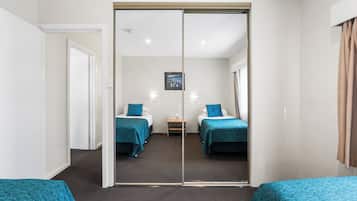 Superior Two Bedroom Apartment - Harbour View | In-room safe, individually decorated, individually furnished, desk