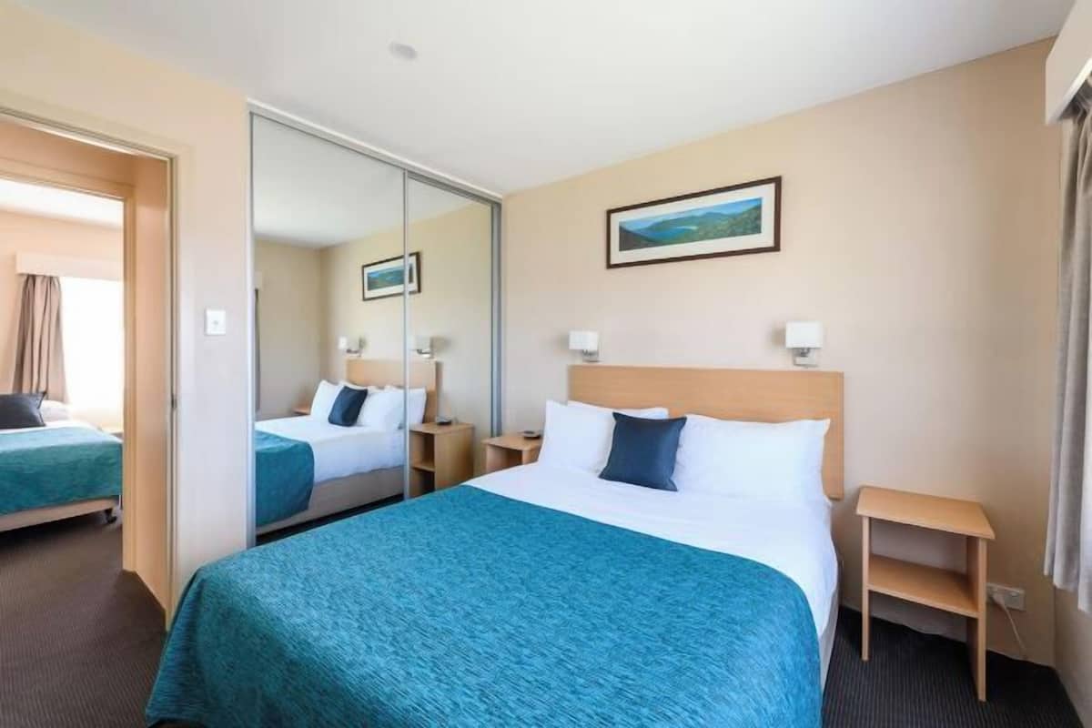 1 bedroom, in-room safe, individually decorated, individually furnished