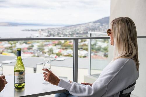 Standard One Bedroom Apartment - Harbour View | Terrace/patio