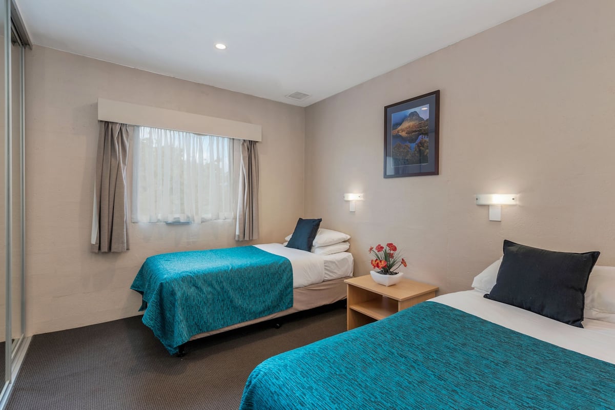 Standard Three Bedroom Apartment - Harbour View