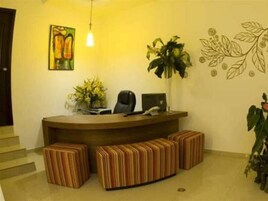 Concierge desk