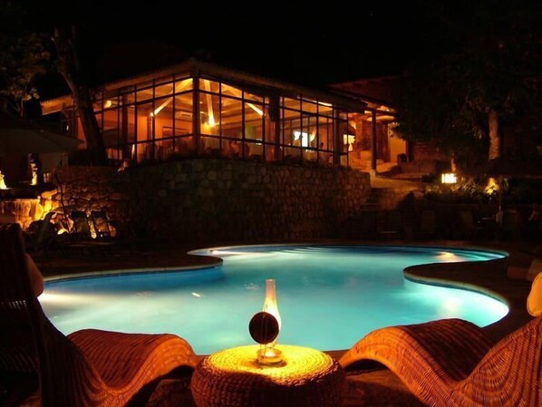 Outdoor pool, pool loungers