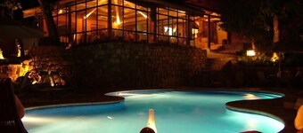 Los Almendros De San Lorenzo