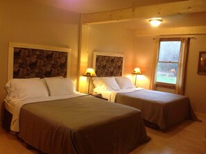 Free WiFi - Hilltop Cabins and Motel (Grand Marais)