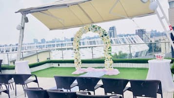 Espace mariage en plein air