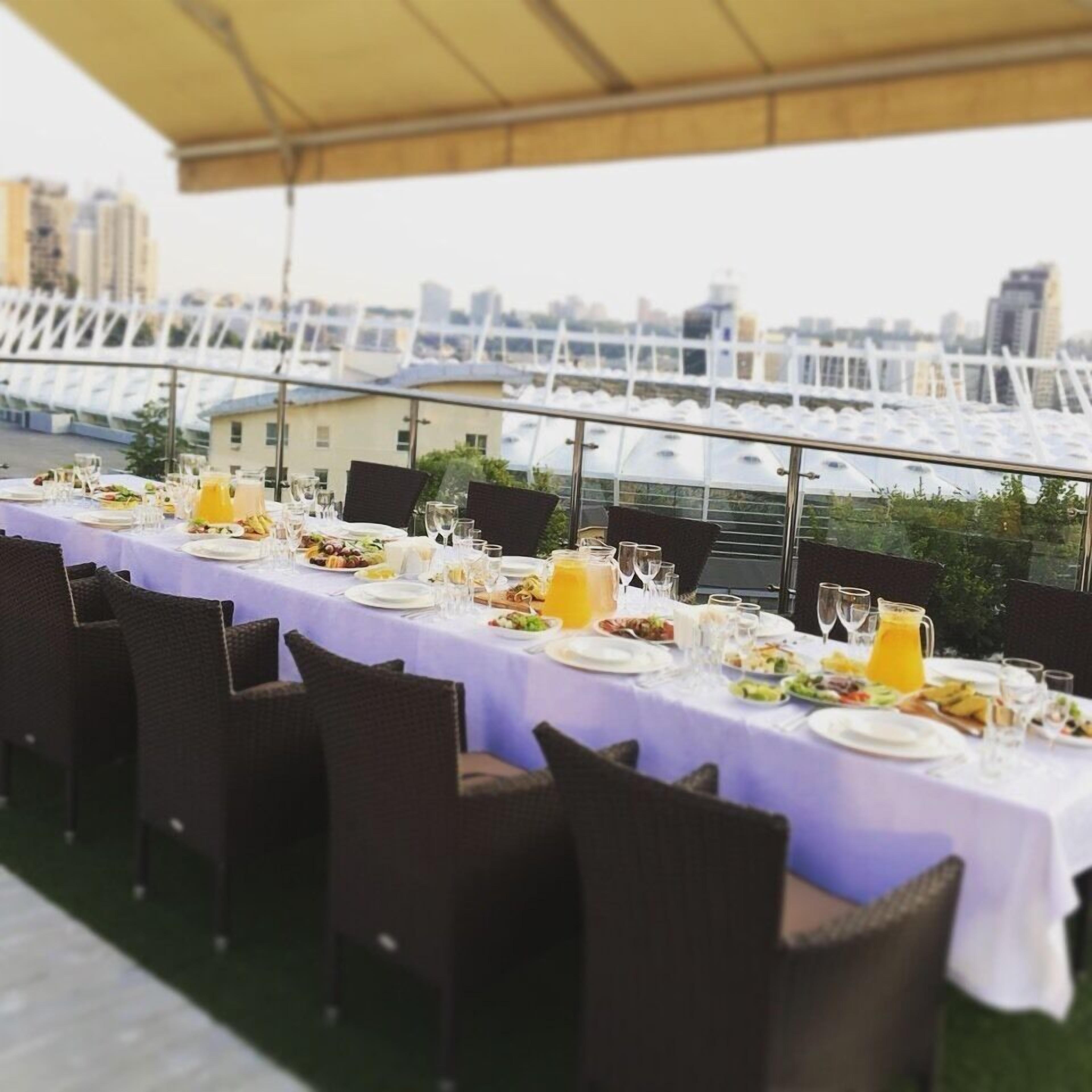 供應早餐，國際料理