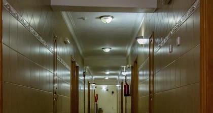 Holiday Express Hotel