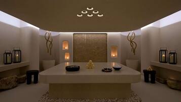 Couples treatment rooms, sauna, hot tub, steam room, Turkish bath