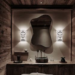 Couples treatment rooms, sauna, hot tub, steam room, Turkish bath