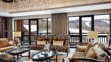 Presidential Suite, 1 Bedroom, Executive Level | Property amenity