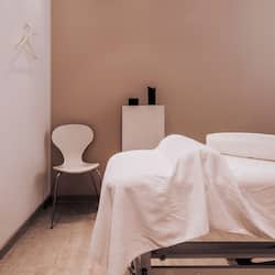 Sauna, steam room, body treatments, aromatherapy, massages