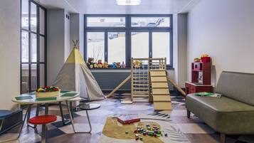 Children’s play area – indoor