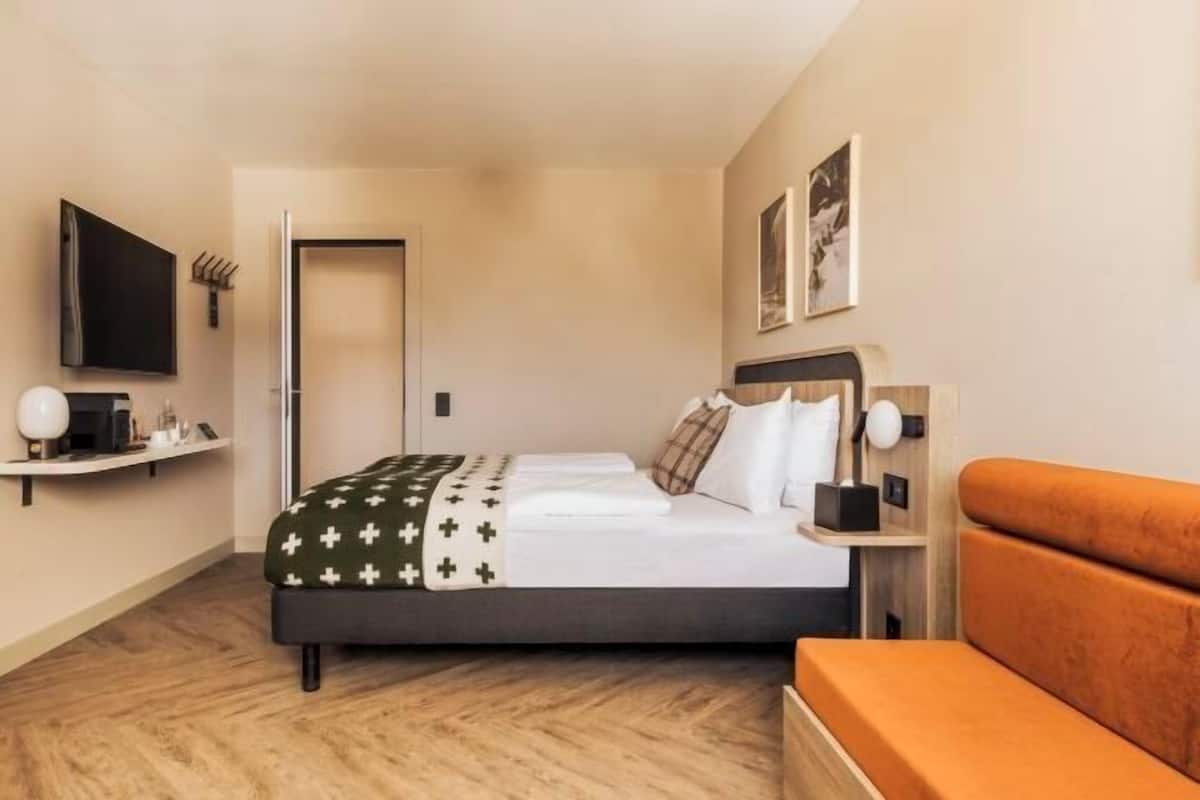 1 quarto, roupas de cama premium, cofres nos quartos, escrivaninha
