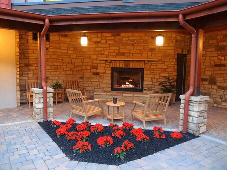 Hampton Inn Pigeon Forge - Image 28