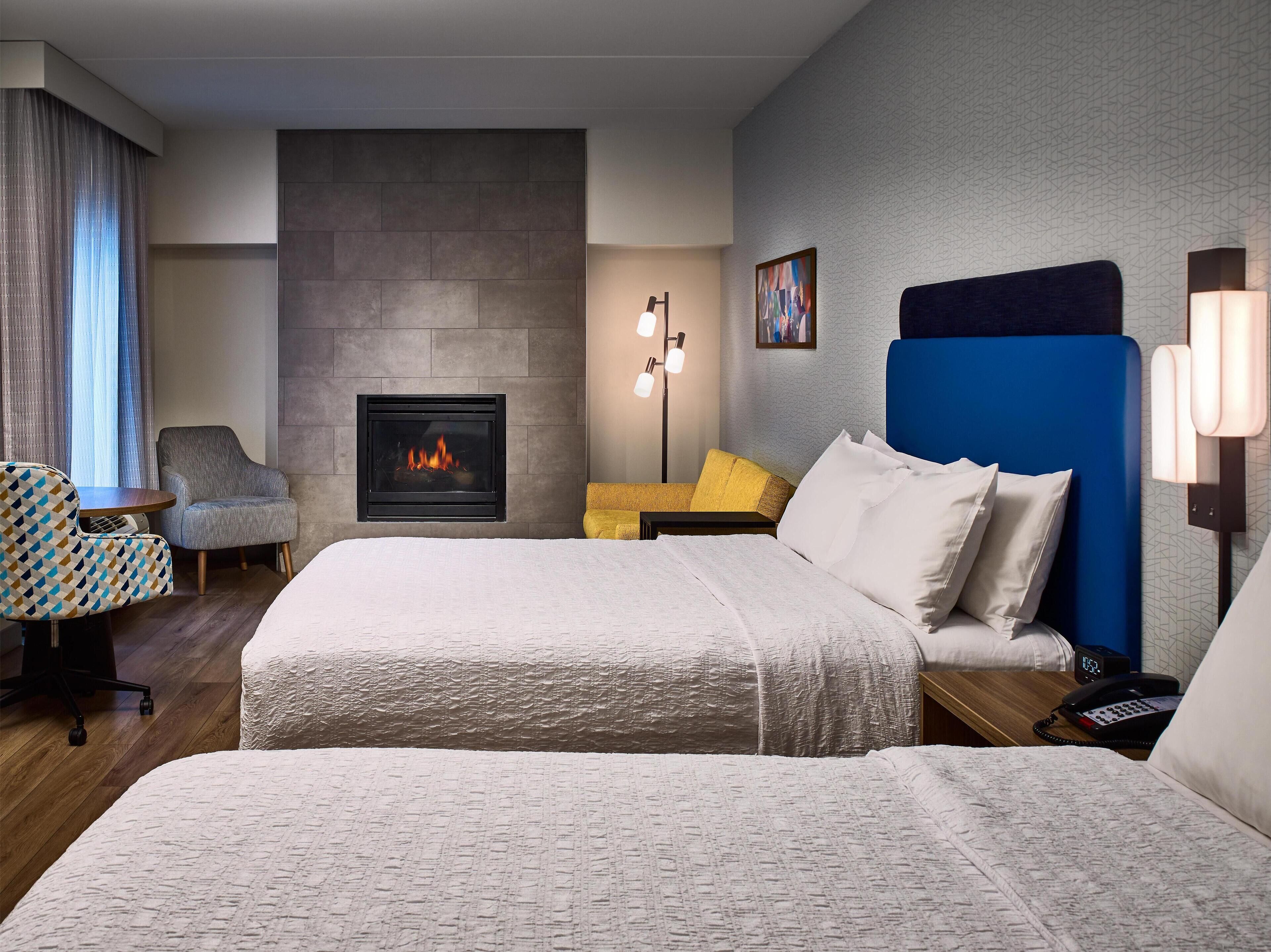 Room, Multiple Beds, Fireplace | Desk, blackout drapes, iron/ironing board, free cribs/infant beds