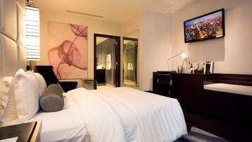 Egyptian cotton sheets, premium bedding, down comforters, pillowtop beds