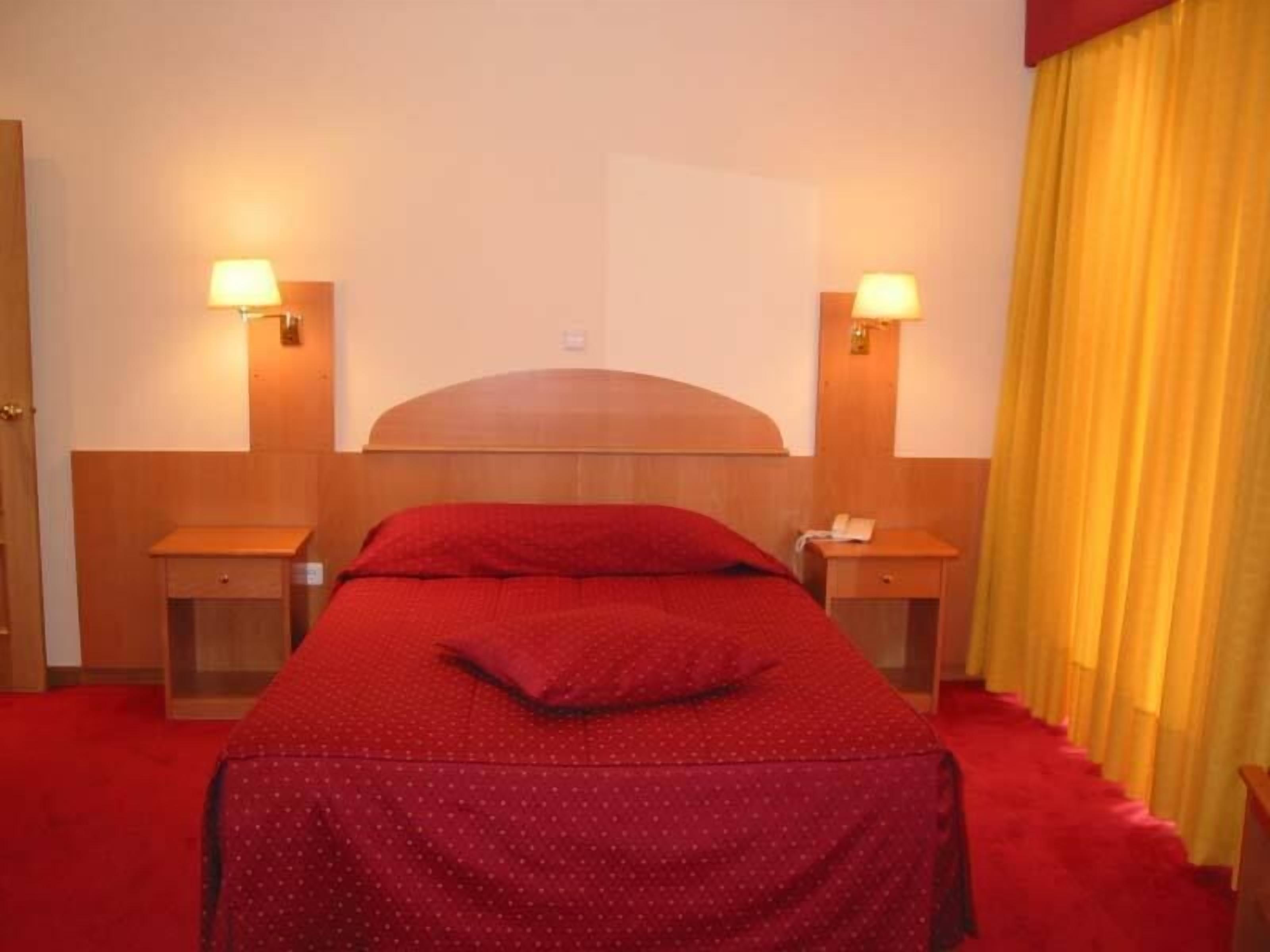 double or twin room | 1 bedroom, minibar, in-room safe, blackout curtains