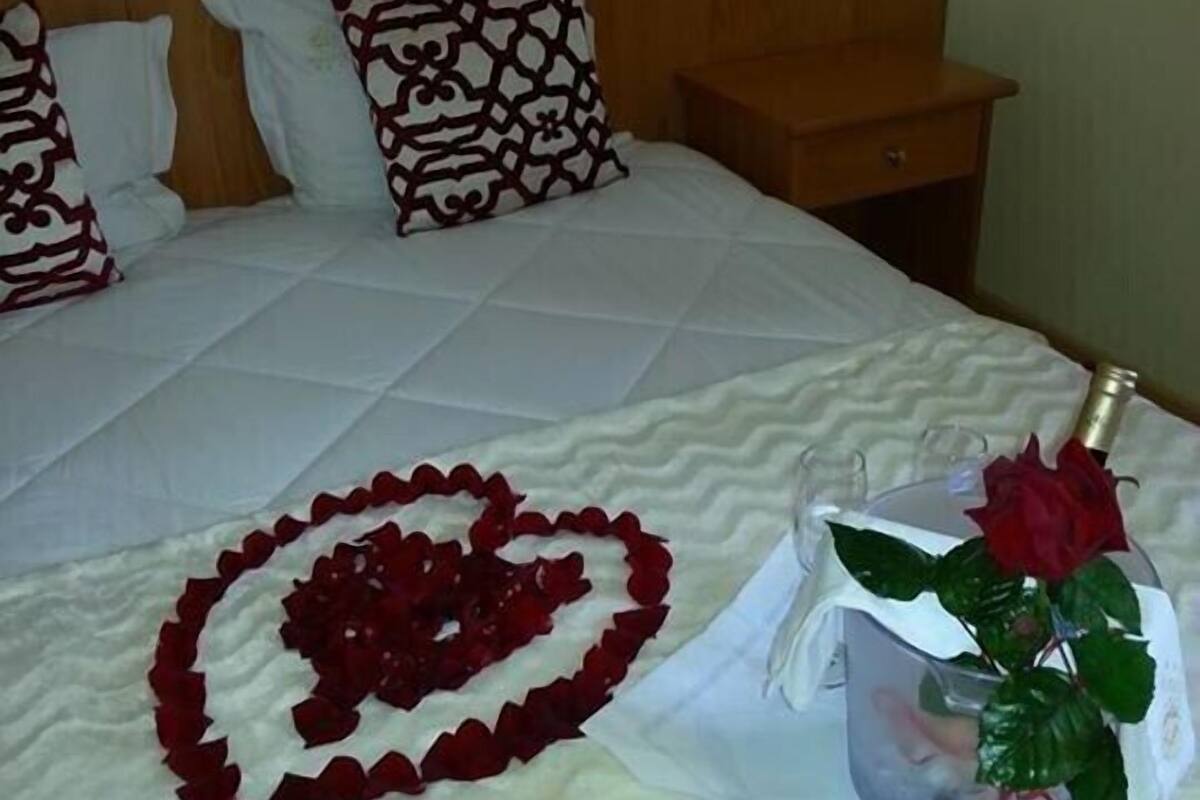 superior double room | 1 bedroom, minibar, in-room safe, blackout curtains