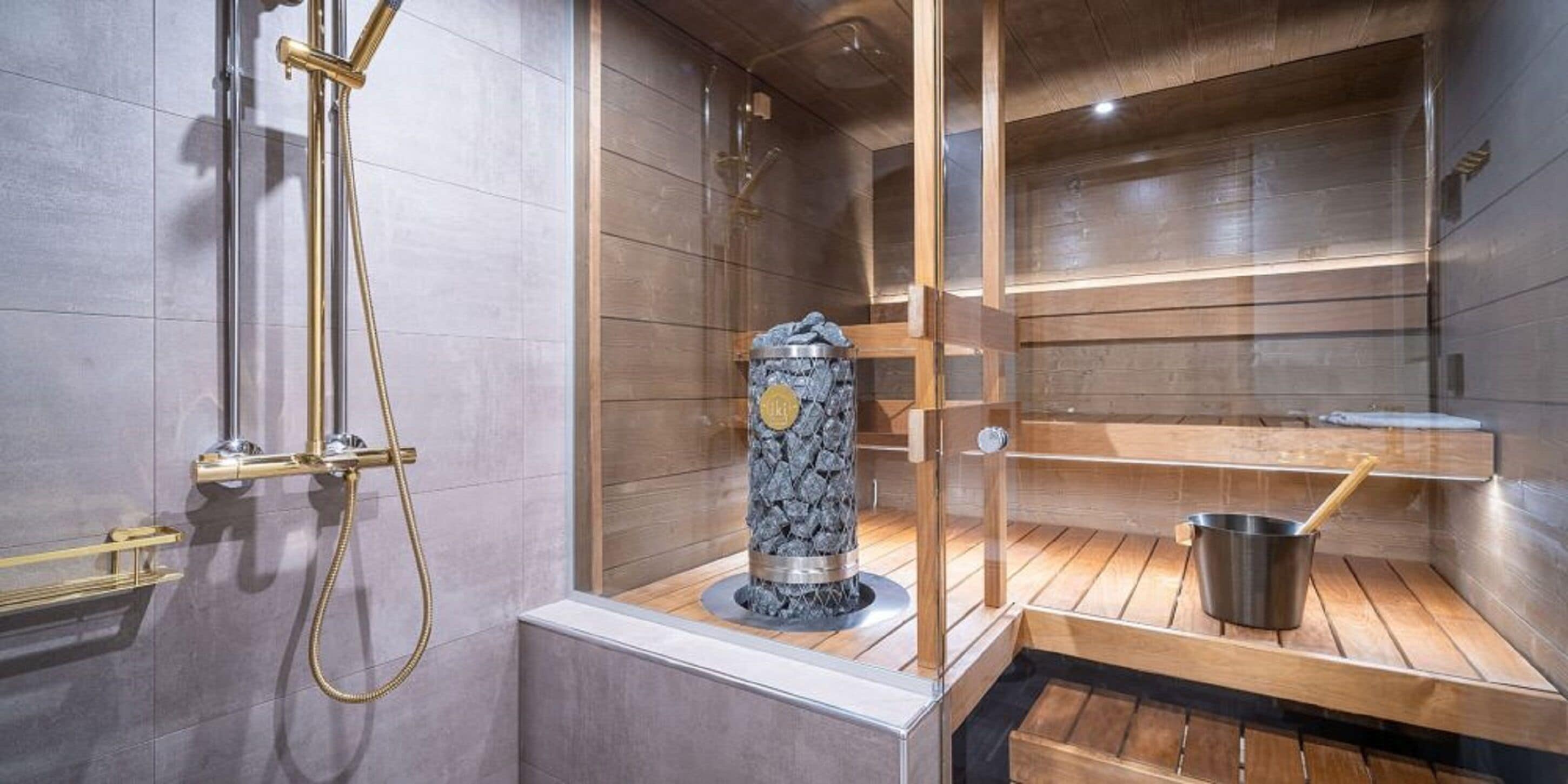 Mini Suite, Sauna | 遮光カーテン、WiFi (無料)、ベッドシーツ