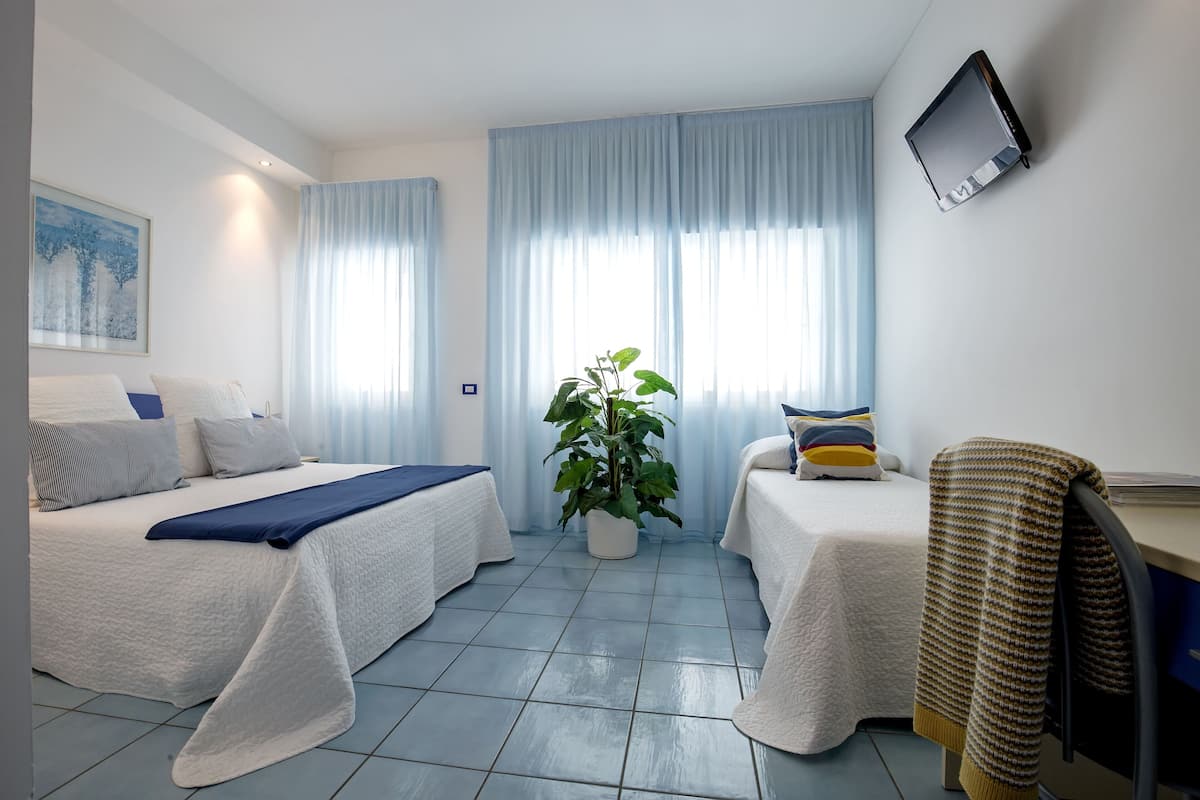Superior Apartment, 1 Bedroom | 1 bedroom, in-room safe, desk, blackout drapes