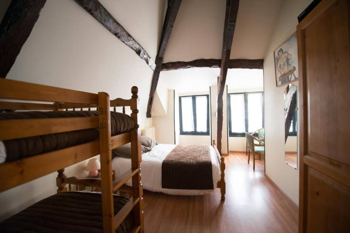 Premium bedding, desk, blackout curtains, soundproofing