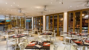 Frokost serveres