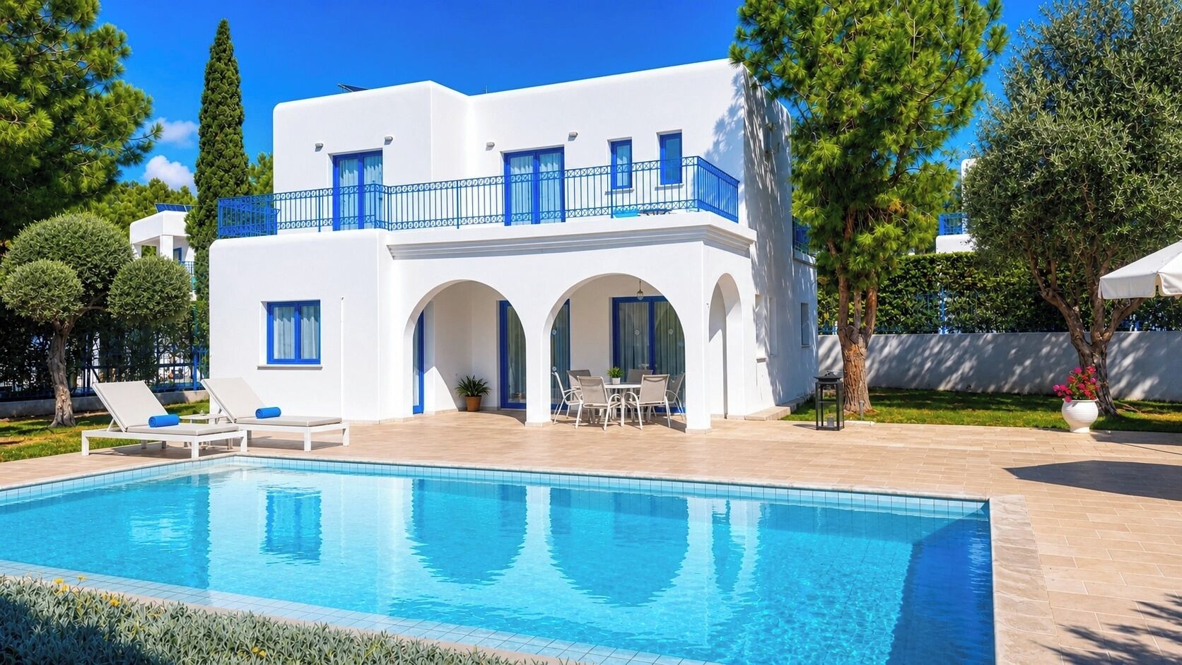 Villa 7 - Ira 3 Bedroom/Private Pool | 3 개의 침실, 오리/거위털 이불, 객실 내 금고, 각각 다른 스타일의 인테리어