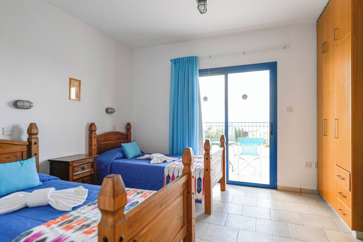 3 camere, copriletto in piuma, una cassaforte in camera