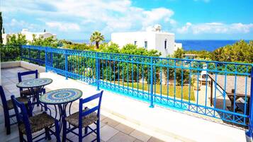 Villa 1 - POSEIDONAS 3 Bedroom/Private Pool | Balkongutsikt