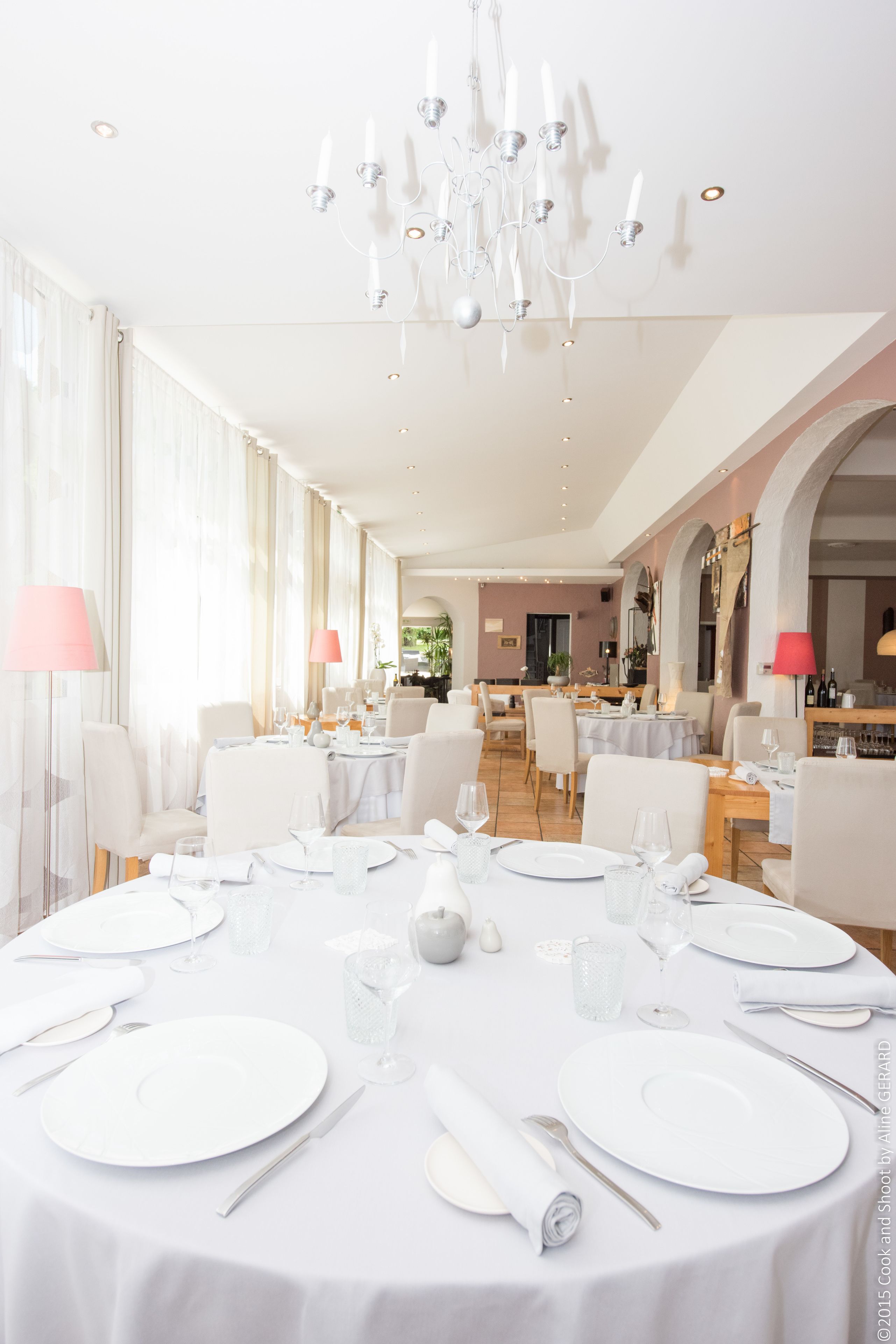 breakfast, lunch, dinner served; french cuisine