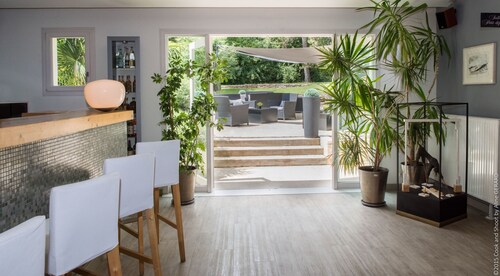 Logis Hotels la Magnanerie, Côté Bistro