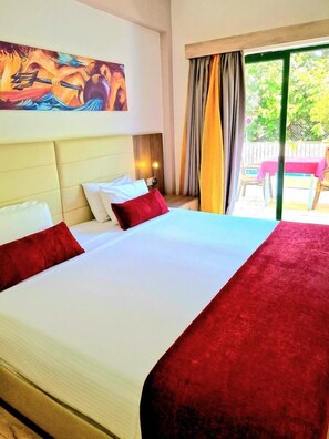 Coffres-forts dans les chambres, bureau, chambres insonorisées