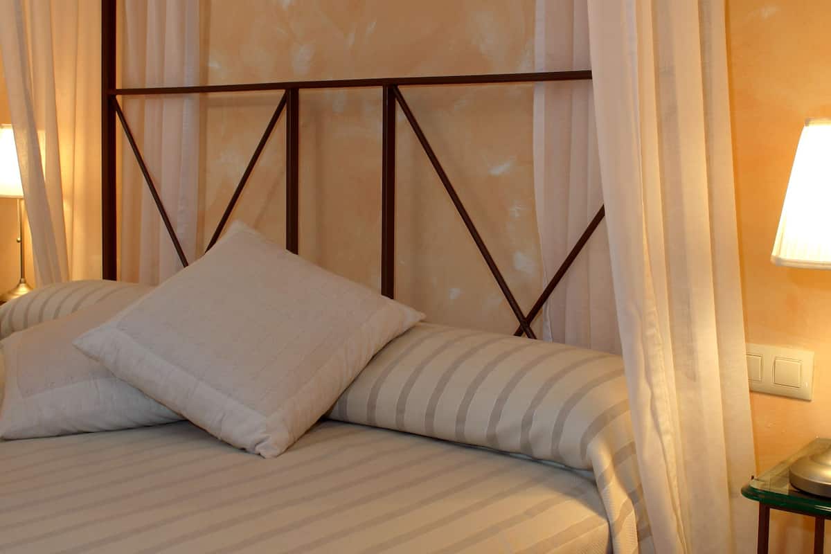 celler junior suite | premium bedding, individually decorated, individually furnished