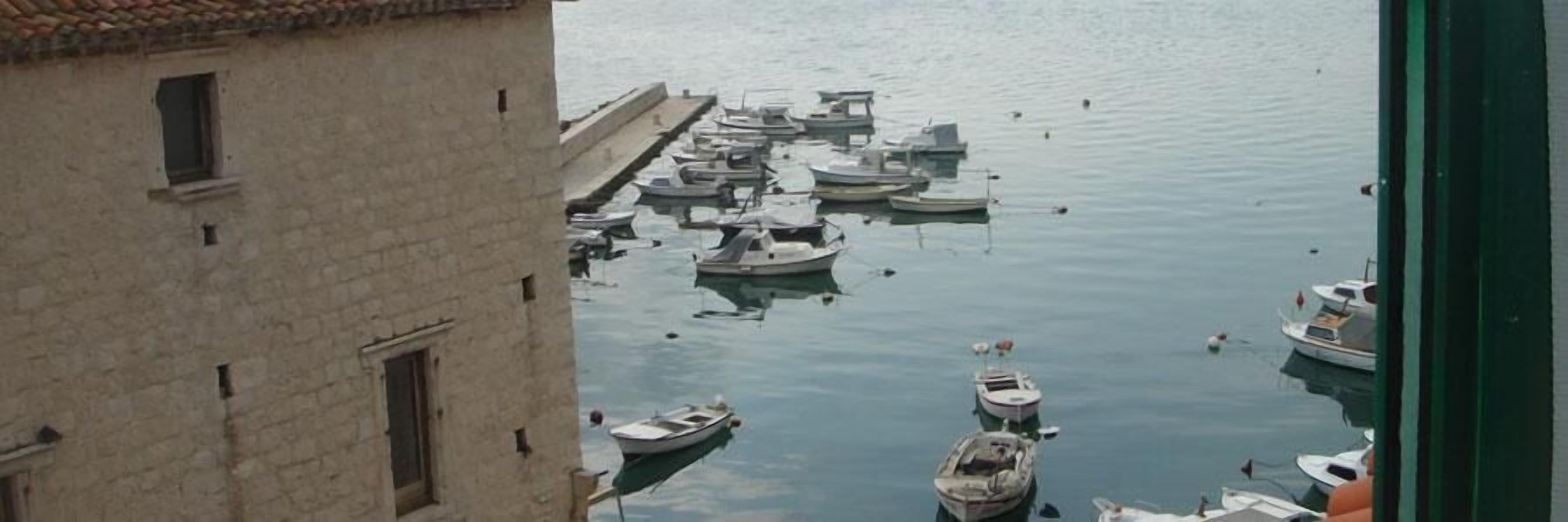 Pemandangan dari properti