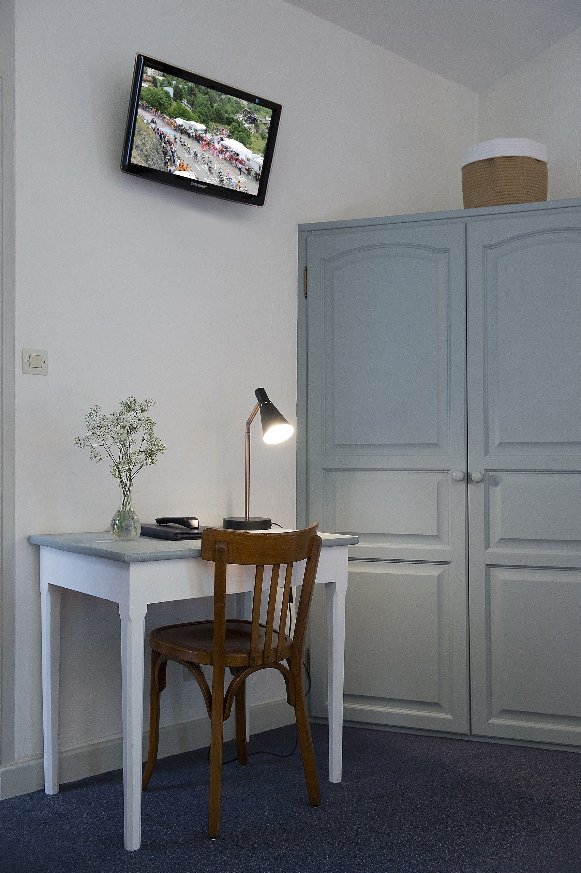 superior quadruple room | individually decorated, individually furnished, desk, free wifi