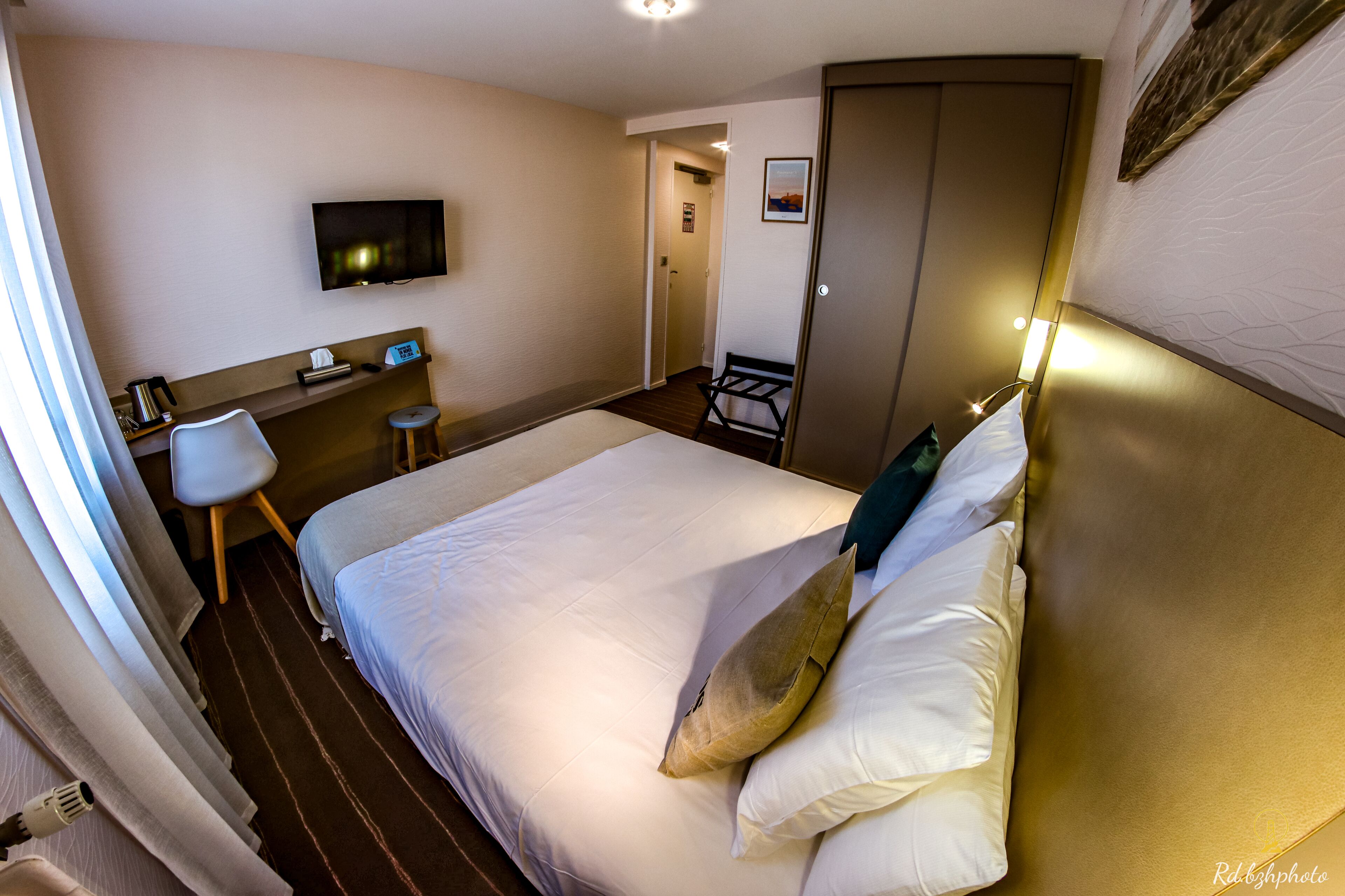 premium double room | 1 bedroom, premium bedding, desk, soundproofing