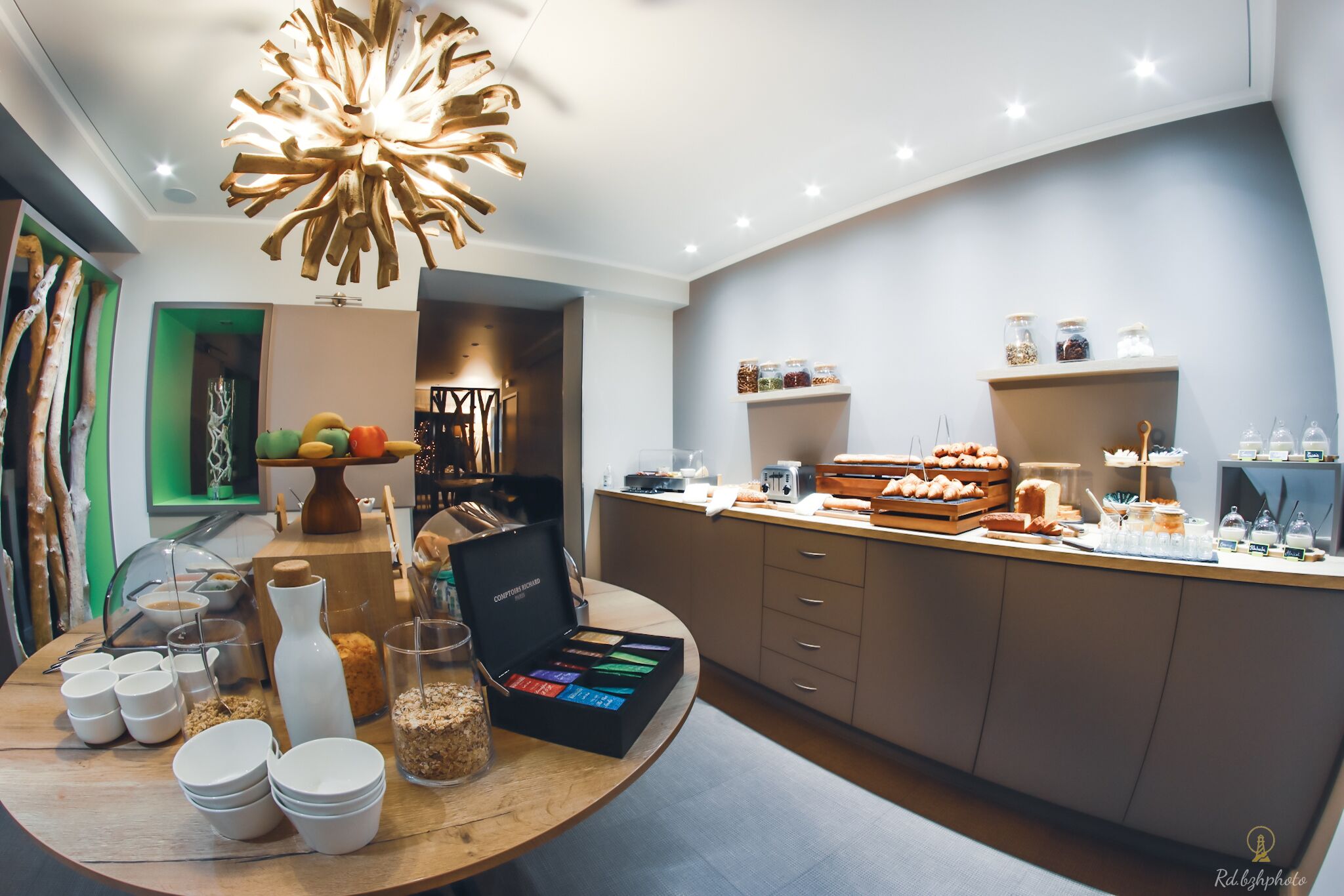 daily buffet breakfast (eur 13 per person)