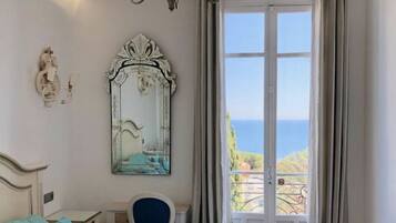 Chambre Double Supérieure, vue mer | 1 chambre, literie de qualité supérieure, rideaux occultants