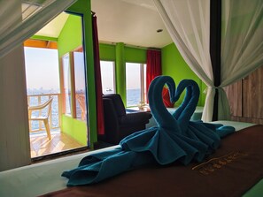 Suite (On Sea) | Free WiFi, bed sheets - Lareena Resort Koh Larn Pattaya (Koh Lan)