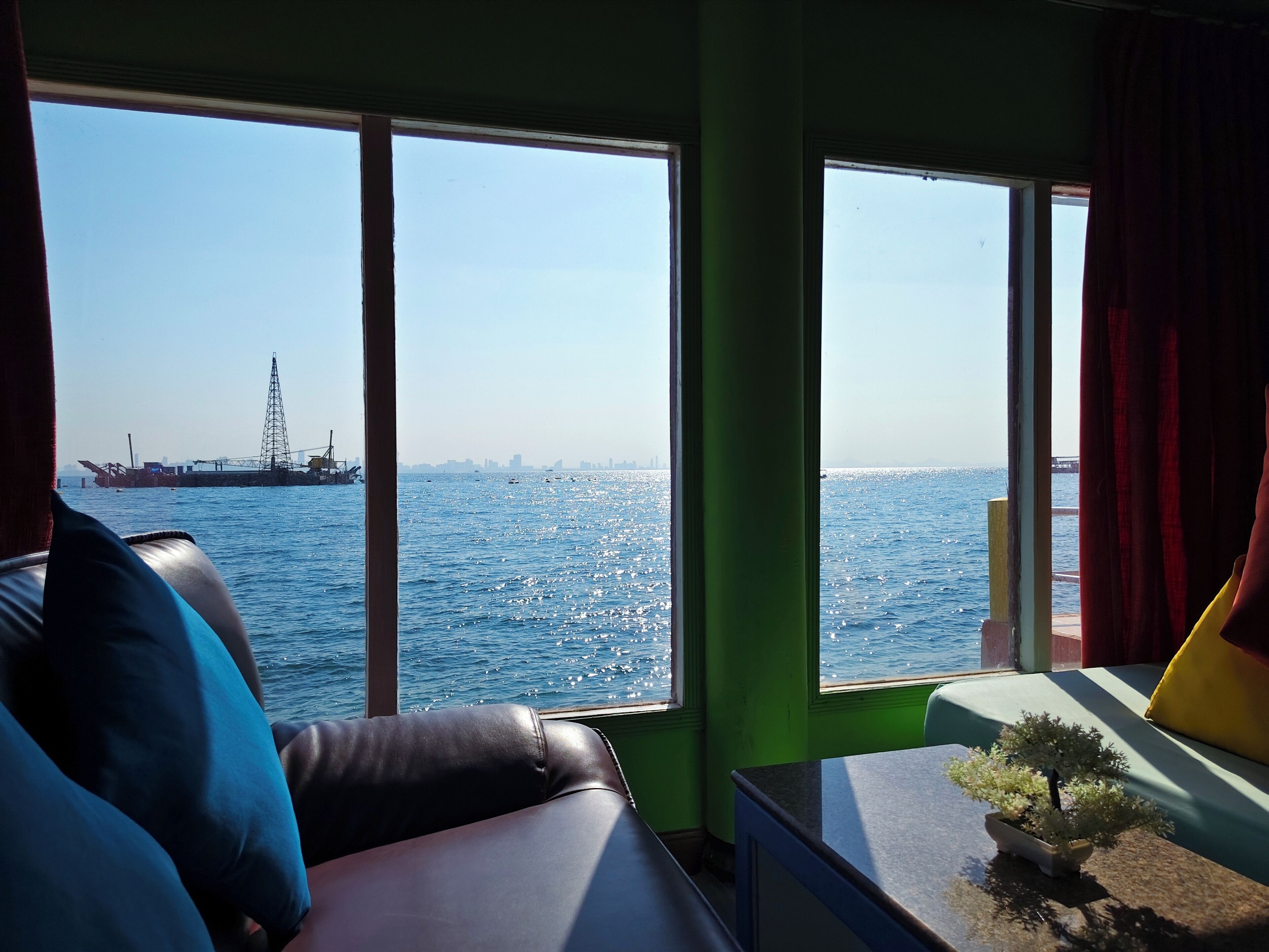 Suite (On Sea) | Free WiFi, bed sheets