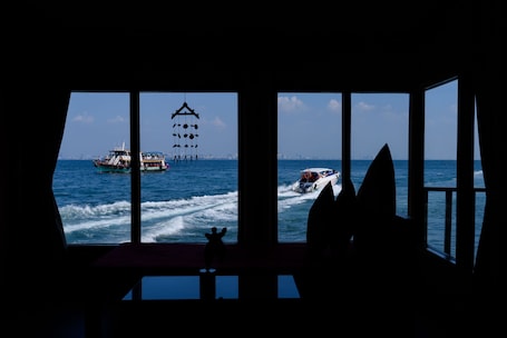 Suite (On Sea). Lareena Resort Koh Larn Pattaya