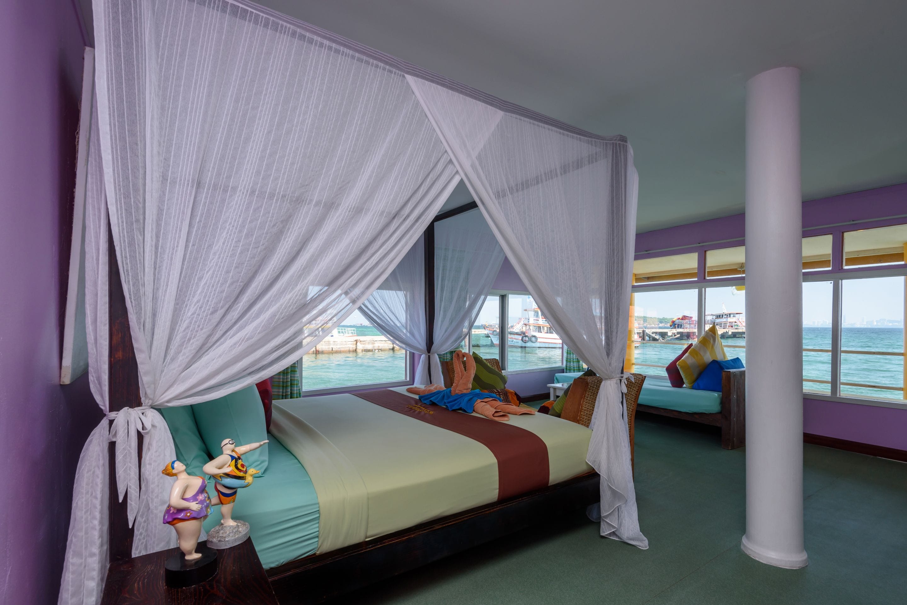 suite (on sea) | free wifi, bed sheets