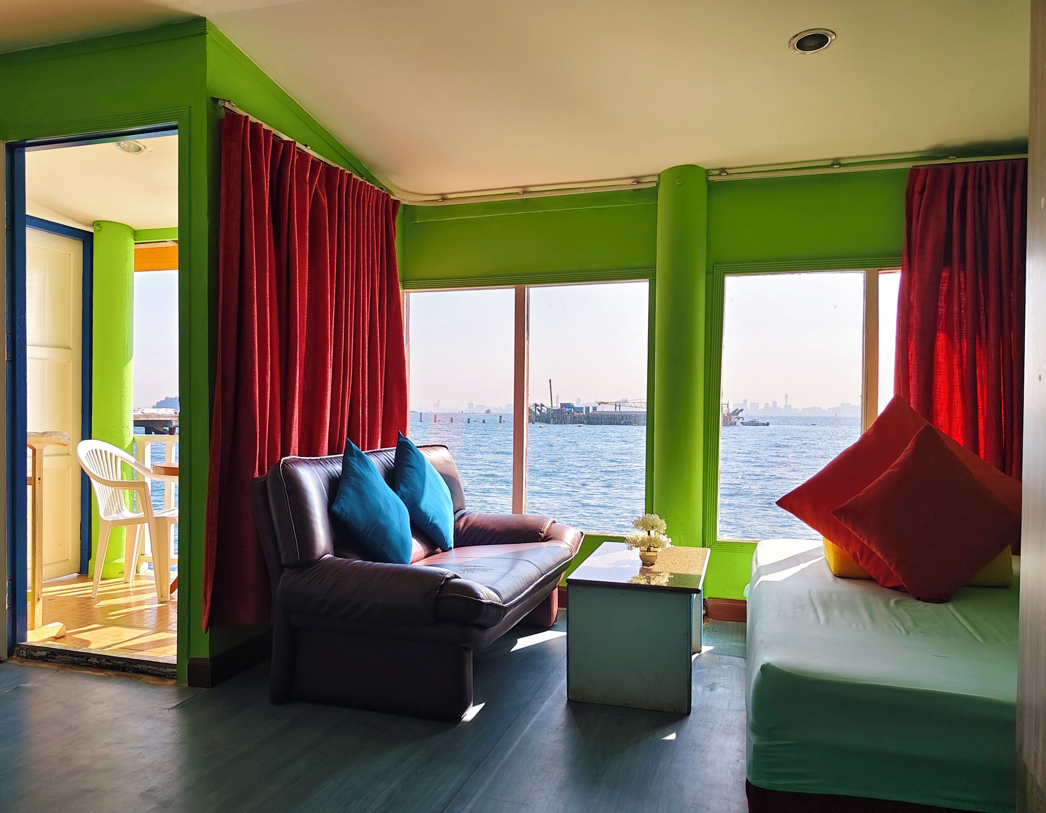 스위트 (On Sea) | 무료 WiFi, 침대 시트