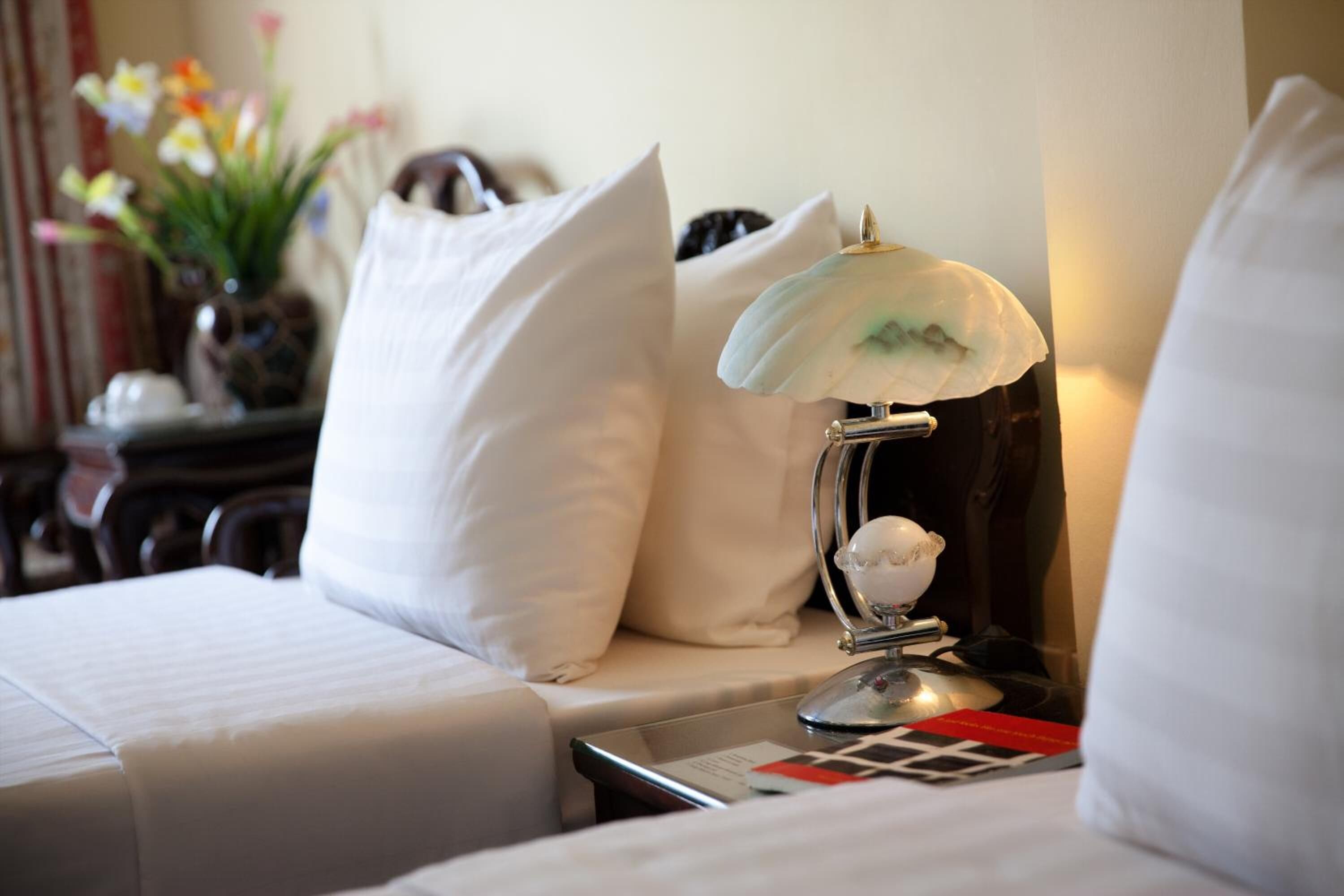 minibar, in-room safe, desk, laptop workspace