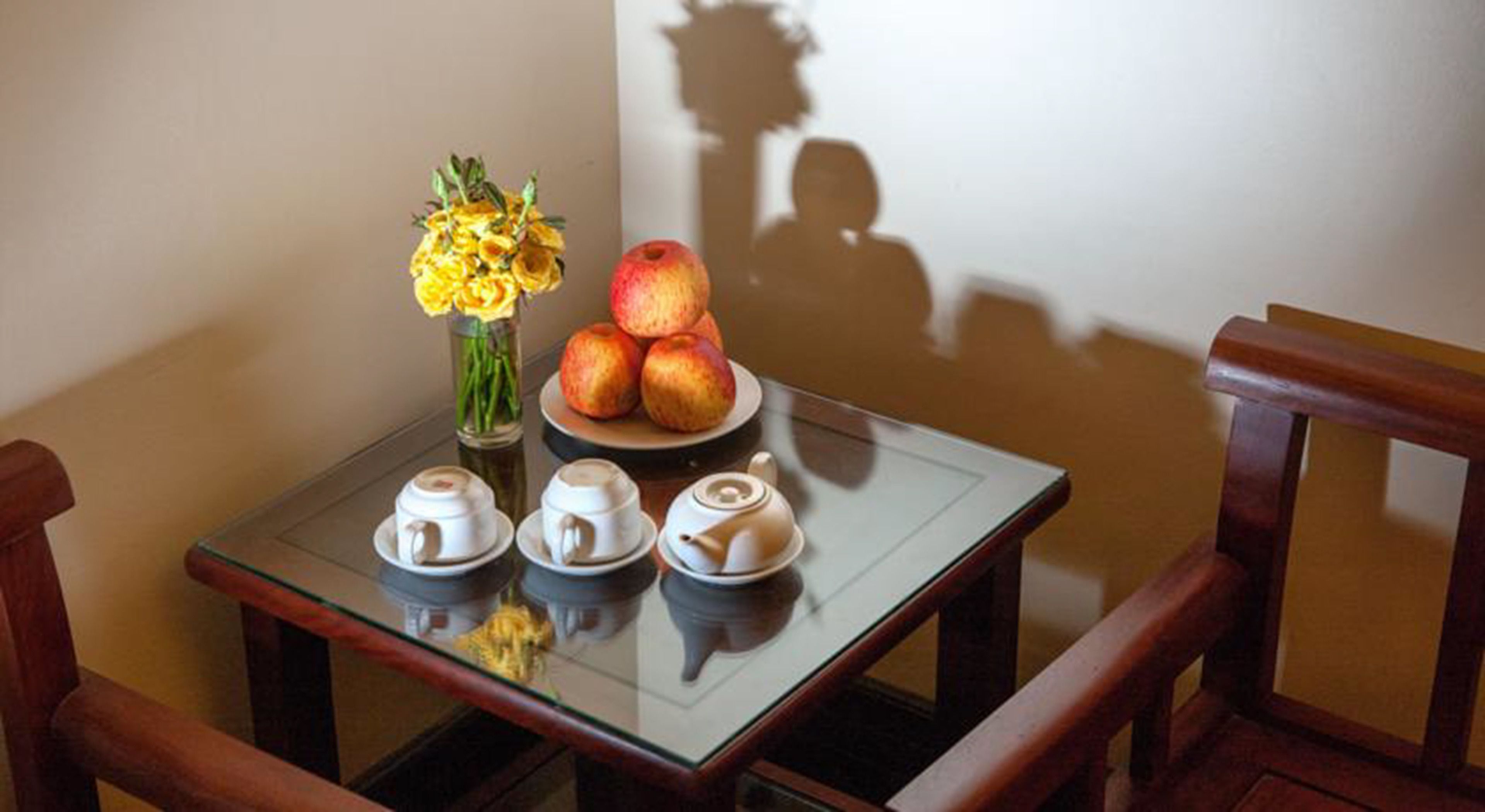 minibar, in-room safe, desk, laptop workspace