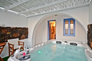 Double Room, Hot Tub | Private spa tub
